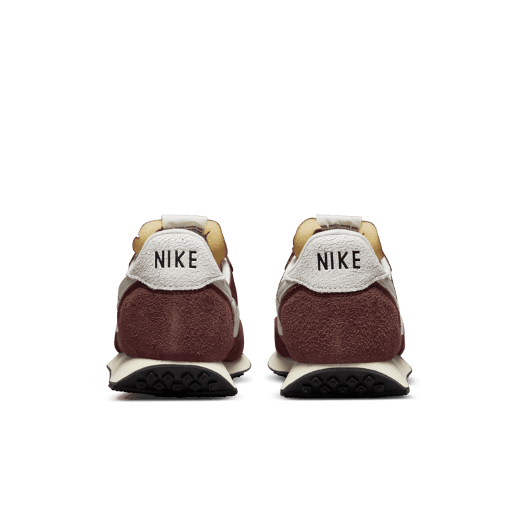 Nike Waffle Trainer 2 Burgundy Crush Angle 3