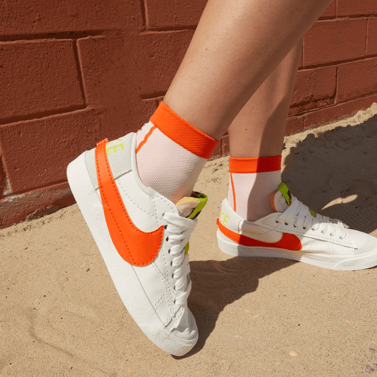 Nike Blazer Low 77 Jumbo Sail Orange (W) Angle 0