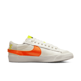 Nike Blazer Low 77 Jumbo Sail Orange (W) Angle 1