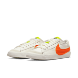 Nike Blazer Low 77 Jumbo Sail Orange (W) Angle 3