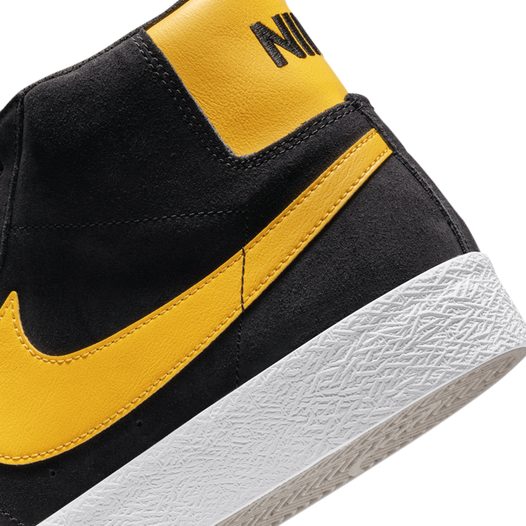 Nike SB Zoom Blazer Mid Black University Gold Angle 6