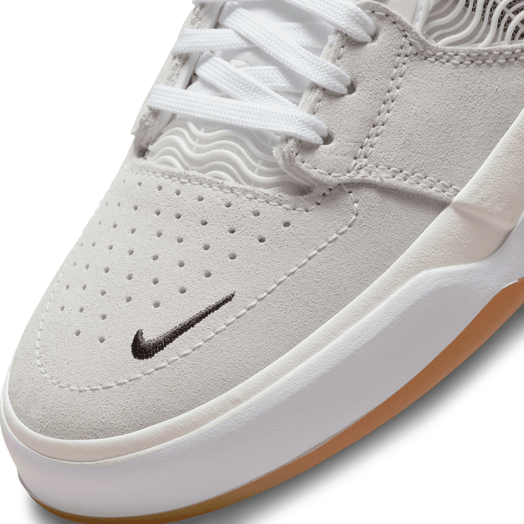 Nike SB Ishod Wair Summit White Black Angle 4