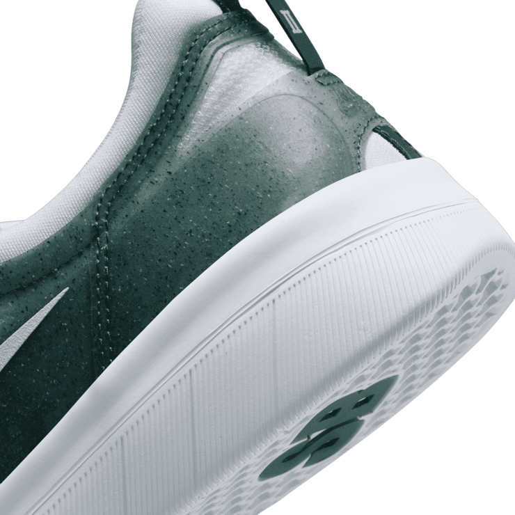 Nike SB Nyjah Free 2 Premium Ash Green Angle 5