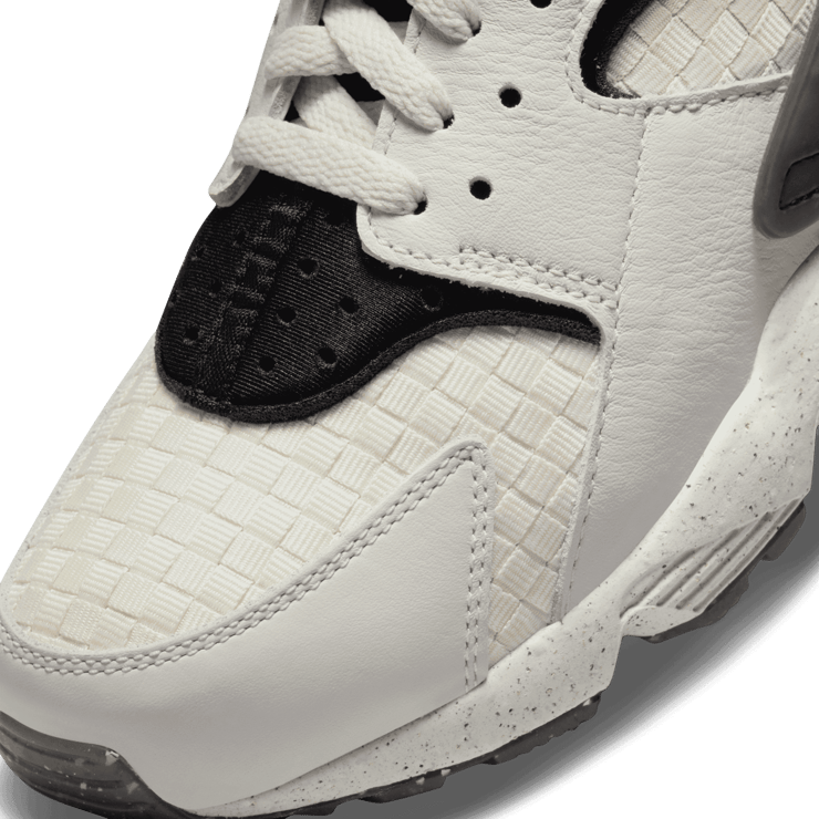 Nike Air Huarache Crater PRM Phantom (W) Angle 4