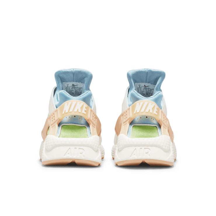 Nike Air Huarache Sun Club (W) Angle 4