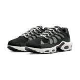 Nike Air Max Terrascape Plus Off Noir Angle 2