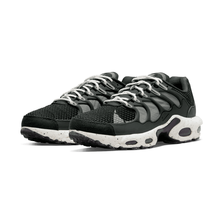 Nike Air Max Terrascape Plus Off Noir Angle 2