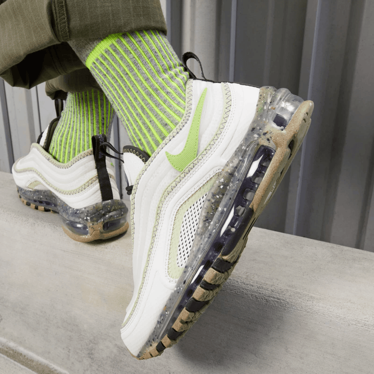 Nike Air Max 97 Terrascape Phantom Vivid Green Angle 0