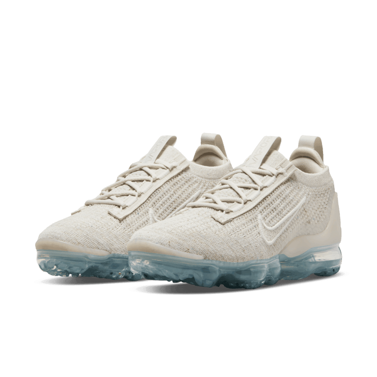 Nike Air VaporMax 2021 Flyknit Phantom Summit White (W) Angle 3