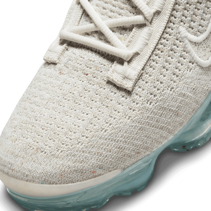 Nike Air VaporMax 2021 Flyknit Phantom Summit White (W) Angle 5
