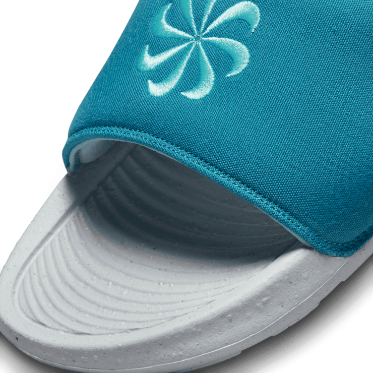 Nike Victori One Next Nature Rift Blue Angle 4
