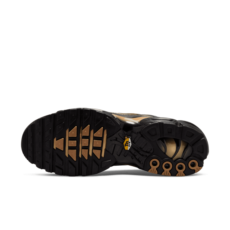 Nike Air Max Plus OG Scarab (2022) Angle 0
