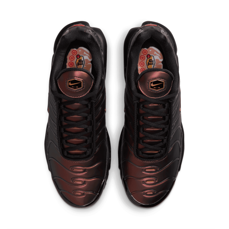 Nike Air Max Plus OG Scarab (2022) Angle 1