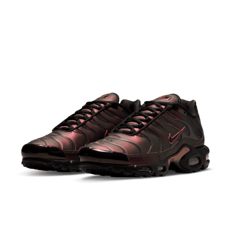 Nike Air Max Plus OG Scarab (2022) Angle 2