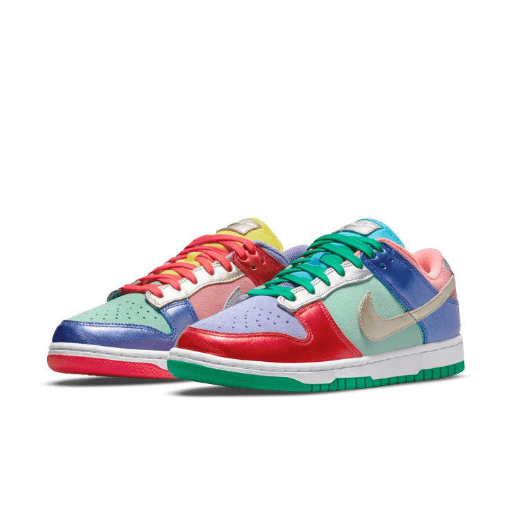 Nike Dunk Low Sunset Pulse (W) Angle 2