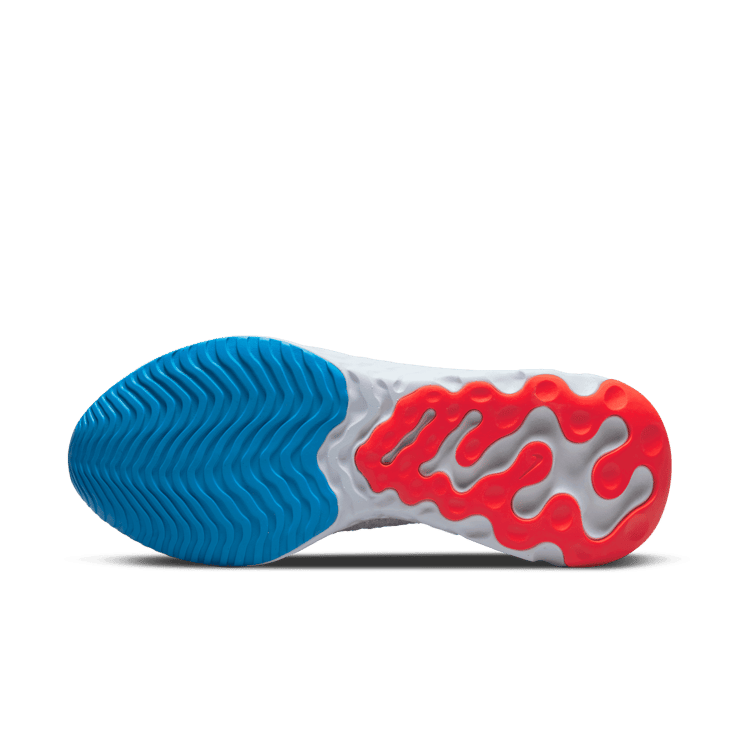 Nike React Phantom Run Flyknit 2 Football Grey Bright Crimson (W) Angle 0