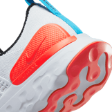 Nike React Phantom Run Flyknit 2 Football Grey Bright Crimson (W) Angle 5