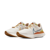 Nike React Infinity Run 3 Flyknit Sun Club Sail Hot Curry Angle 2