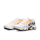 Nike Air Max Plus Hiking Carabiner White Kumquat Marina Angle 3