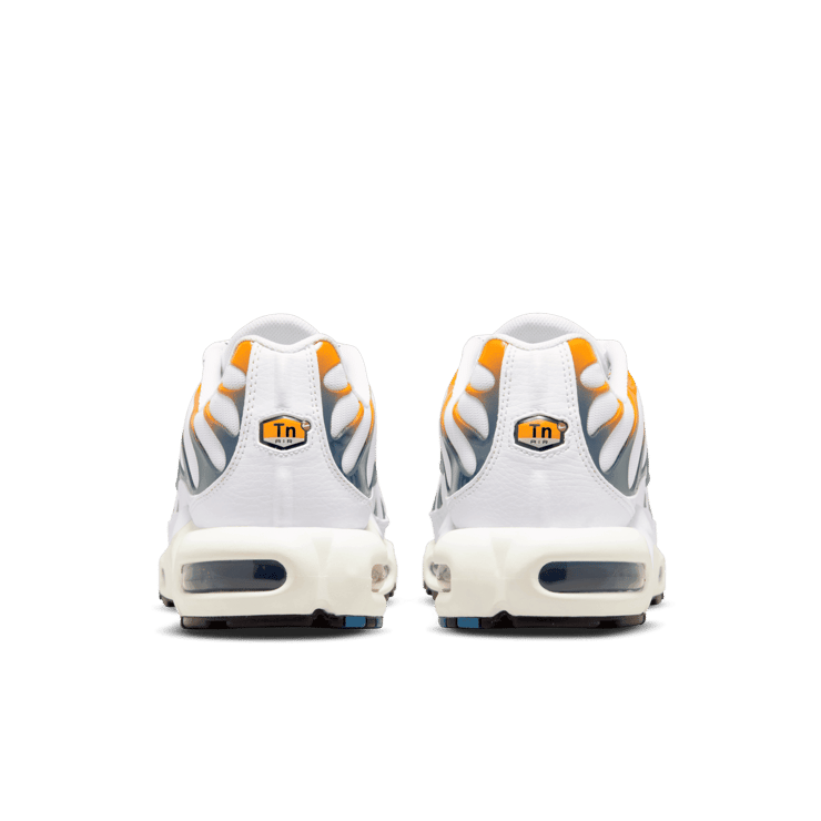 Nike Air Max Plus Hiking Carabiner White Kumquat Marina Angle 4