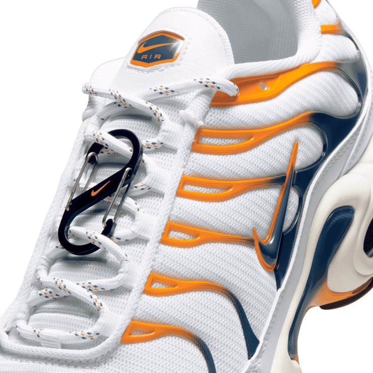Nike Air Max Plus Hiking Carabiner White Kumquat Marina Angle 8