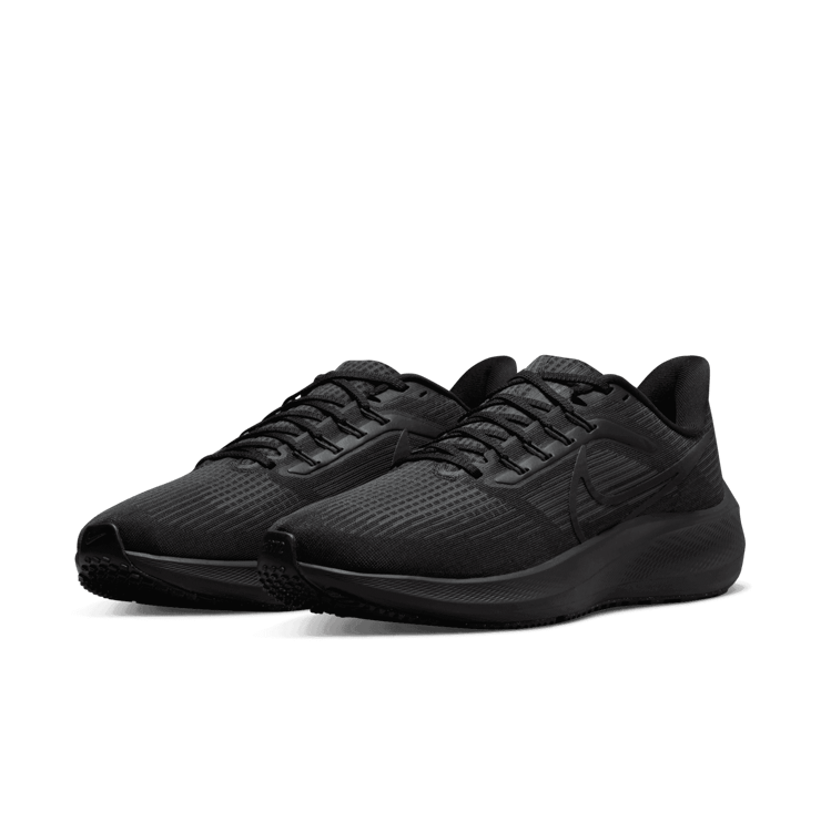 Nike Air Zoom Pegasus 39 Black Anthracite Angle 2