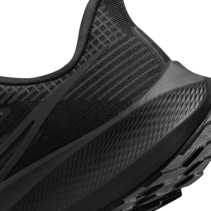 Nike Air Zoom Pegasus 39 Black Anthracite Angle 5