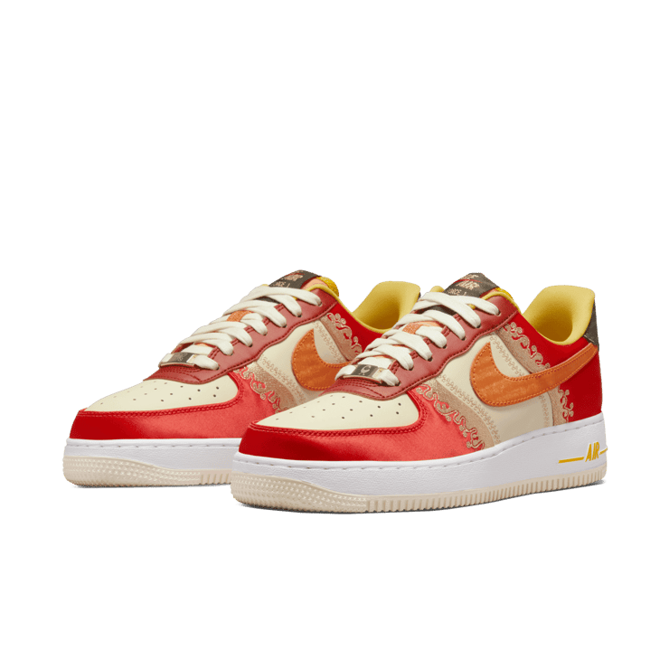 Nike Air Force 1 Low '07 Premium Little Accra (W) Angle 2