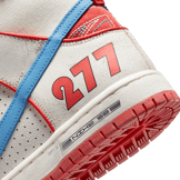 Nike SB Dunk High Pro Ishod Wair x Magnus Walker Angle 5