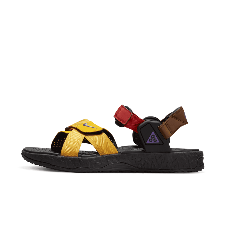 Nike ACG Air Deschutz+ Brown Red Yellow Angle 3