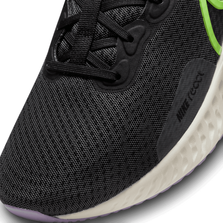 Nike React Miler 3 Anthracite Ghost Green Lavender Angle 4