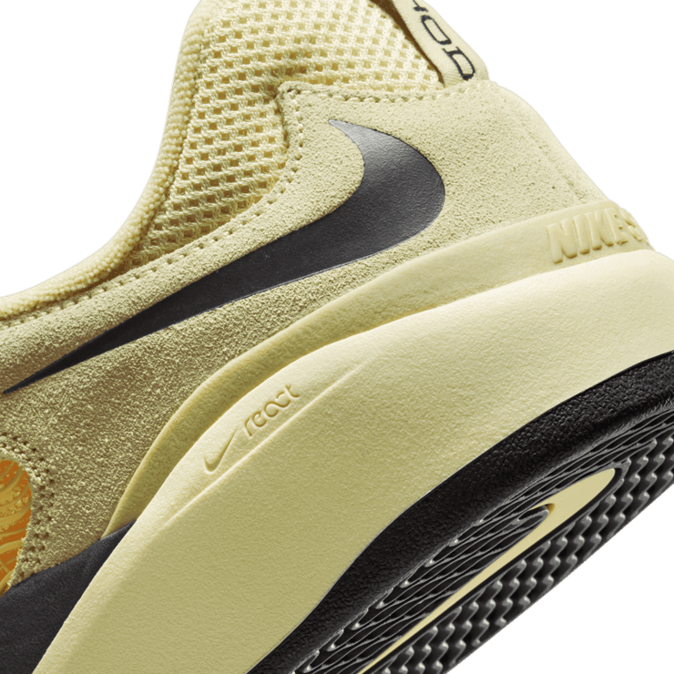 Nike SB Ishod Wair Lemon Wash Angle 5