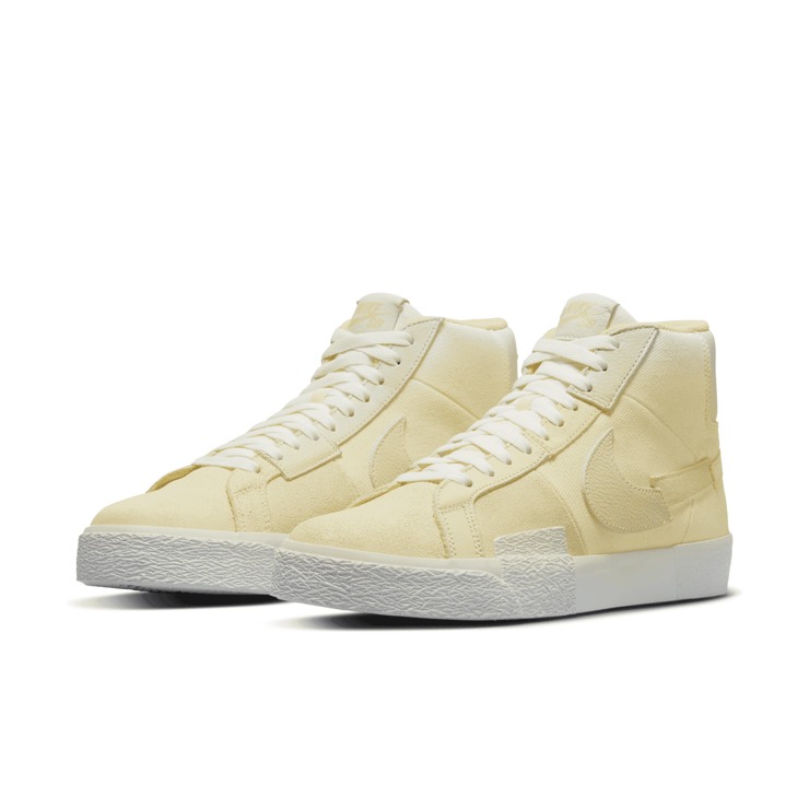 Nike SB Zoom Blazer Mid PRM Lemon Wash Angle 3