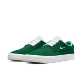 Nike SB Shane Gorge Green White Angle 2