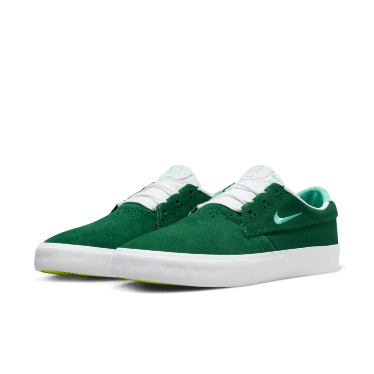 Nike SB Shane Gorge Green White Angle 2