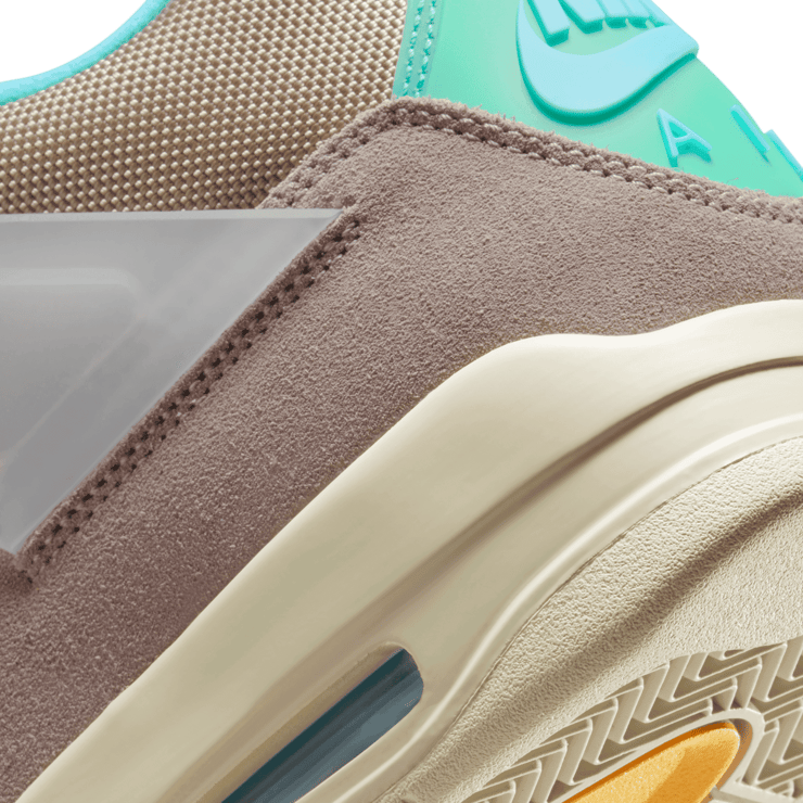Jordan 4 Retro SP Union Taupe Haze Angle 5