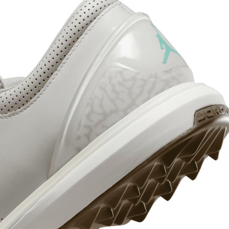 Jordan ADG 4 Golf Grey Fog Angle 5