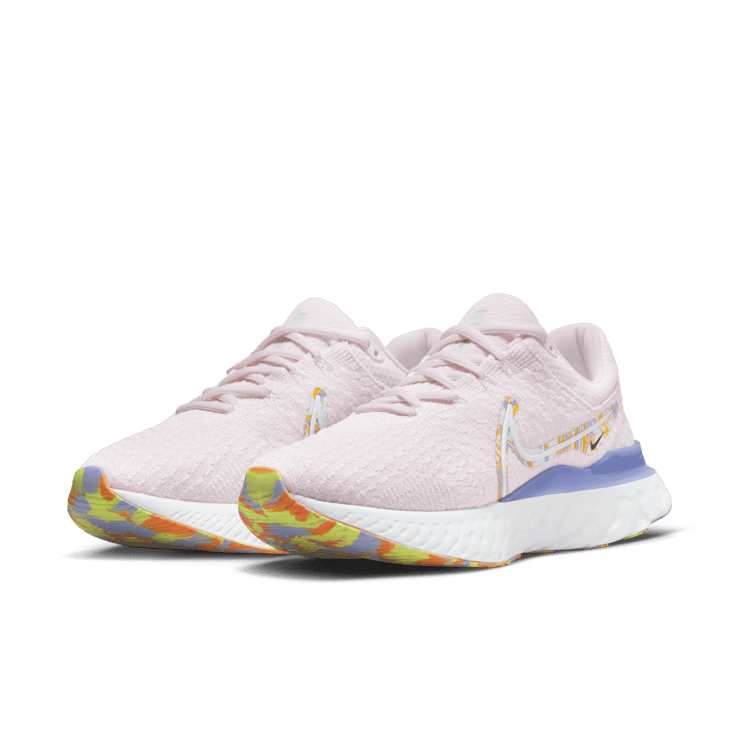 Nike React Infinity Run Flyknit Light Soft Pink Purple (W) Angle 2