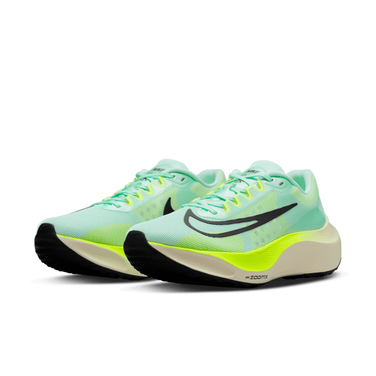 Nike Zoom Fly 5 Mint Foam Ghost Green Angle 2