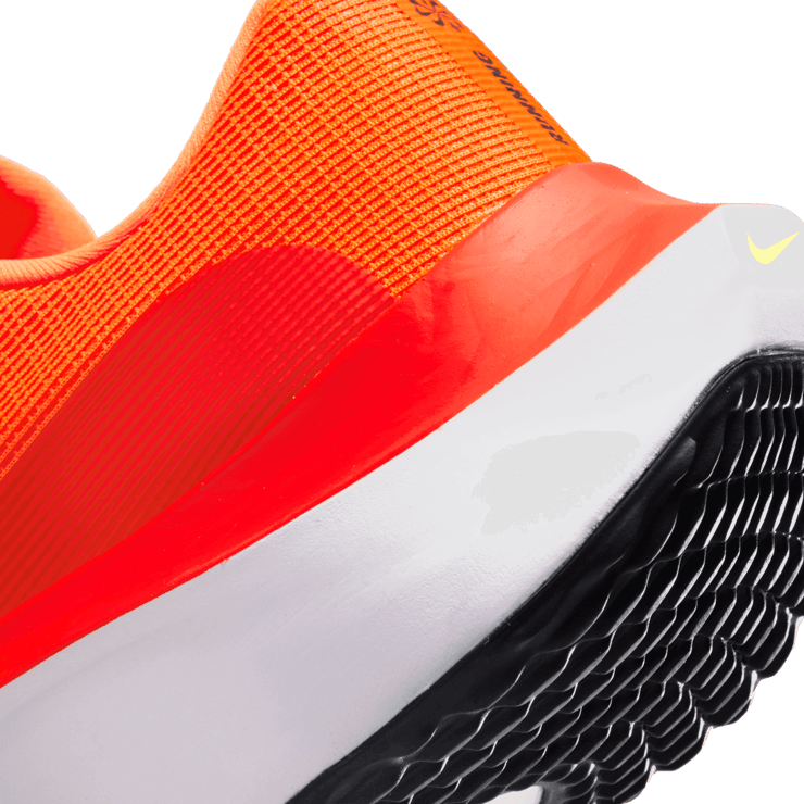 Nike Zoom Fly 5 Total Orange Angle 5