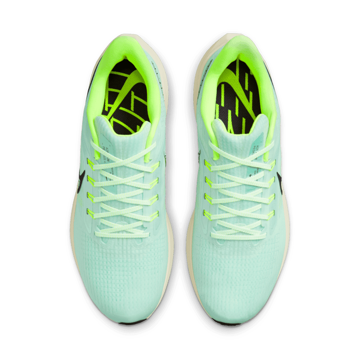 Nike Air Zoom Pegasus 39 Barely Green Volt Angle 1