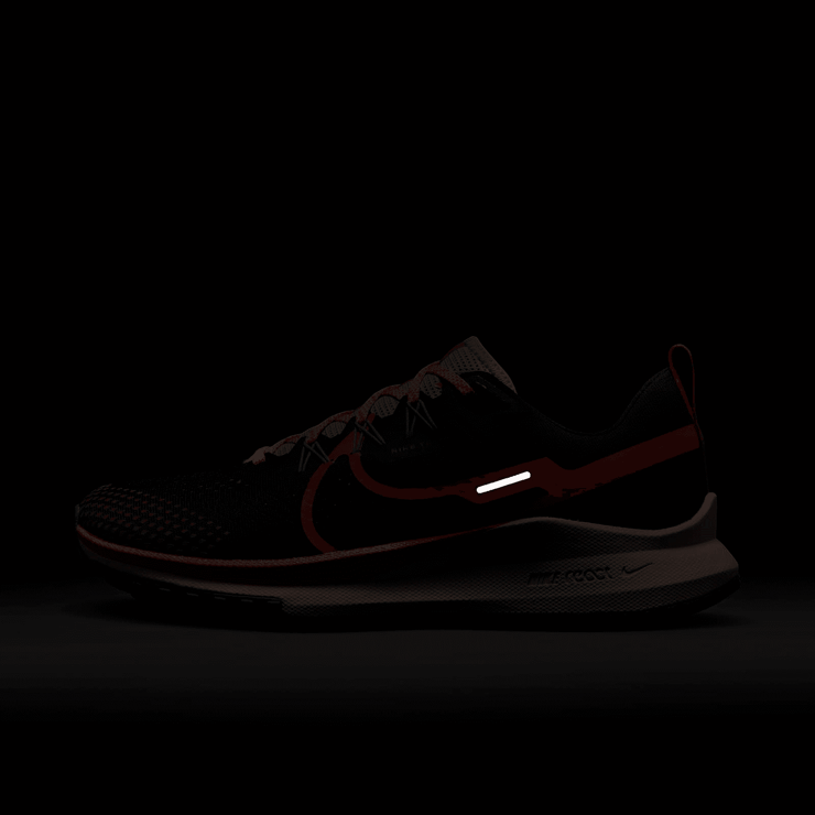 Nike React Pegasus Trail 4 Magic Ember Vivid Purple Angle 6