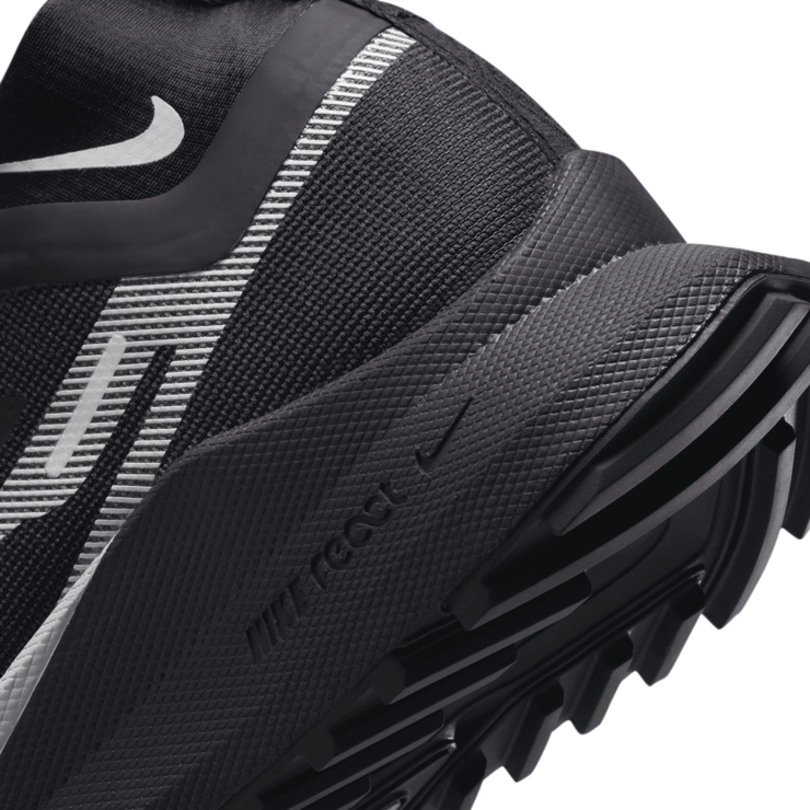 Nike React Pegasus Trail 4 Gore-Tex Black Wolf Grey (W) Angle 6