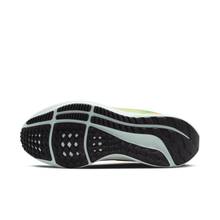 Nike Air Zoom Pegasus 39 Peach Cream Green Shock (W) Angle 0