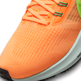Nike Air Zoom Pegasus 39 Peach Cream Green Shock (W) Angle 4