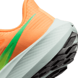 Nike Air Zoom Pegasus 39 Peach Cream Green Shock (W) Angle 5