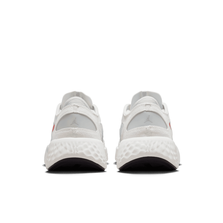Jordan Delta 3 Low Chile Red Angle 3