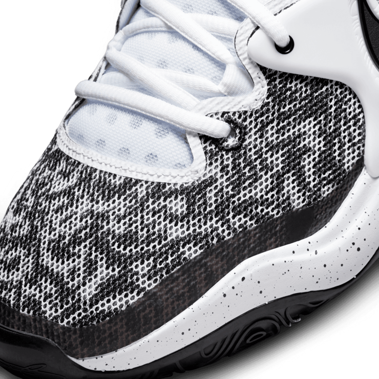 Nike KD 15 TB White Black Angle 4