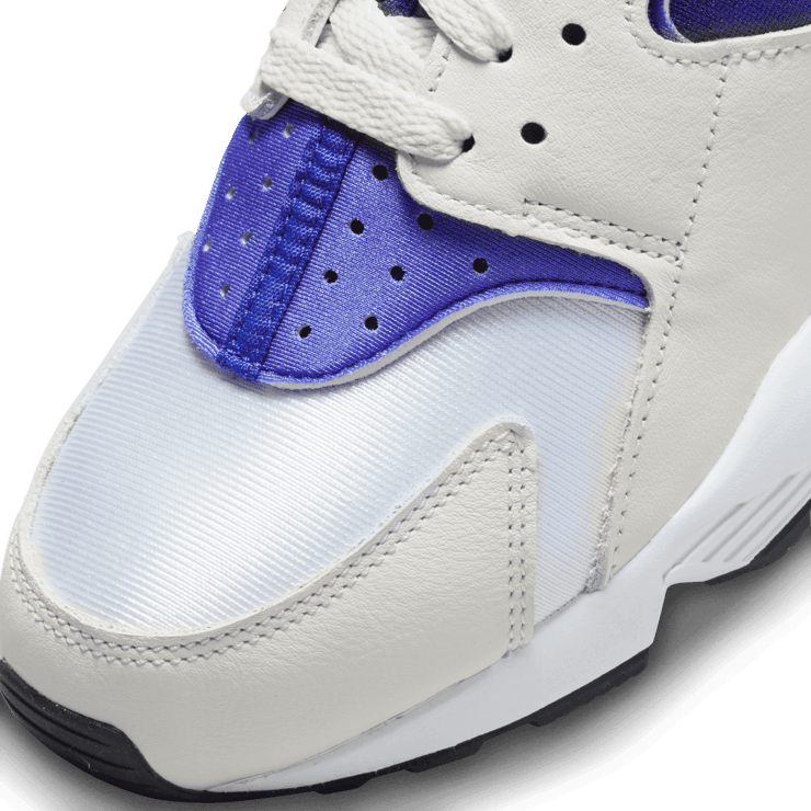 Nike Air Huarache White Lapis Deep Royal Blue (W) Angle 4