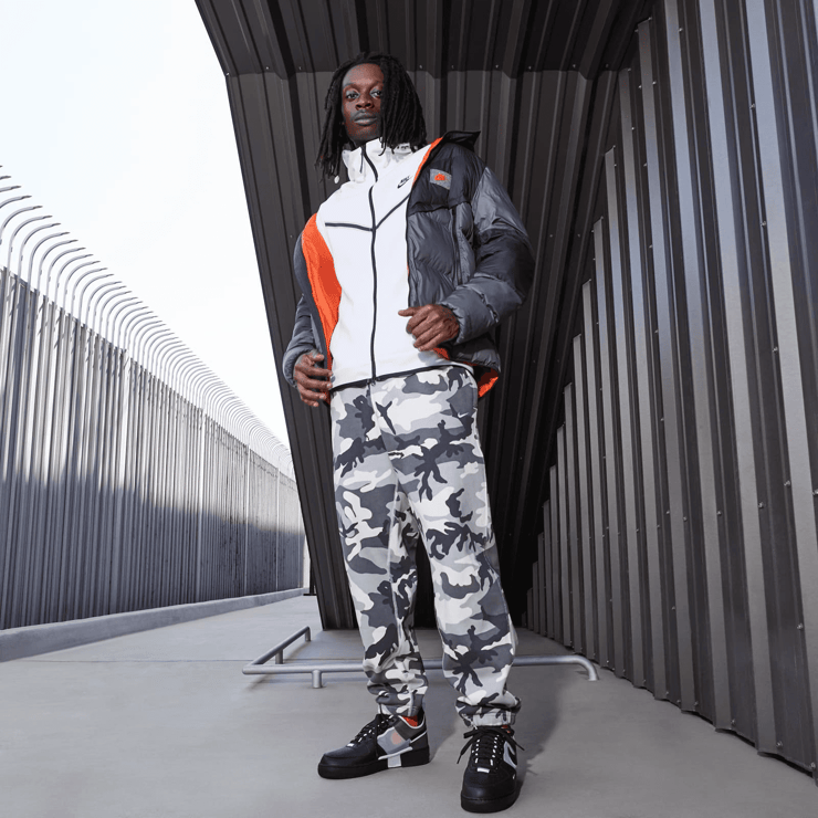 Nike Air Force 1 Low React Black White Angle 7